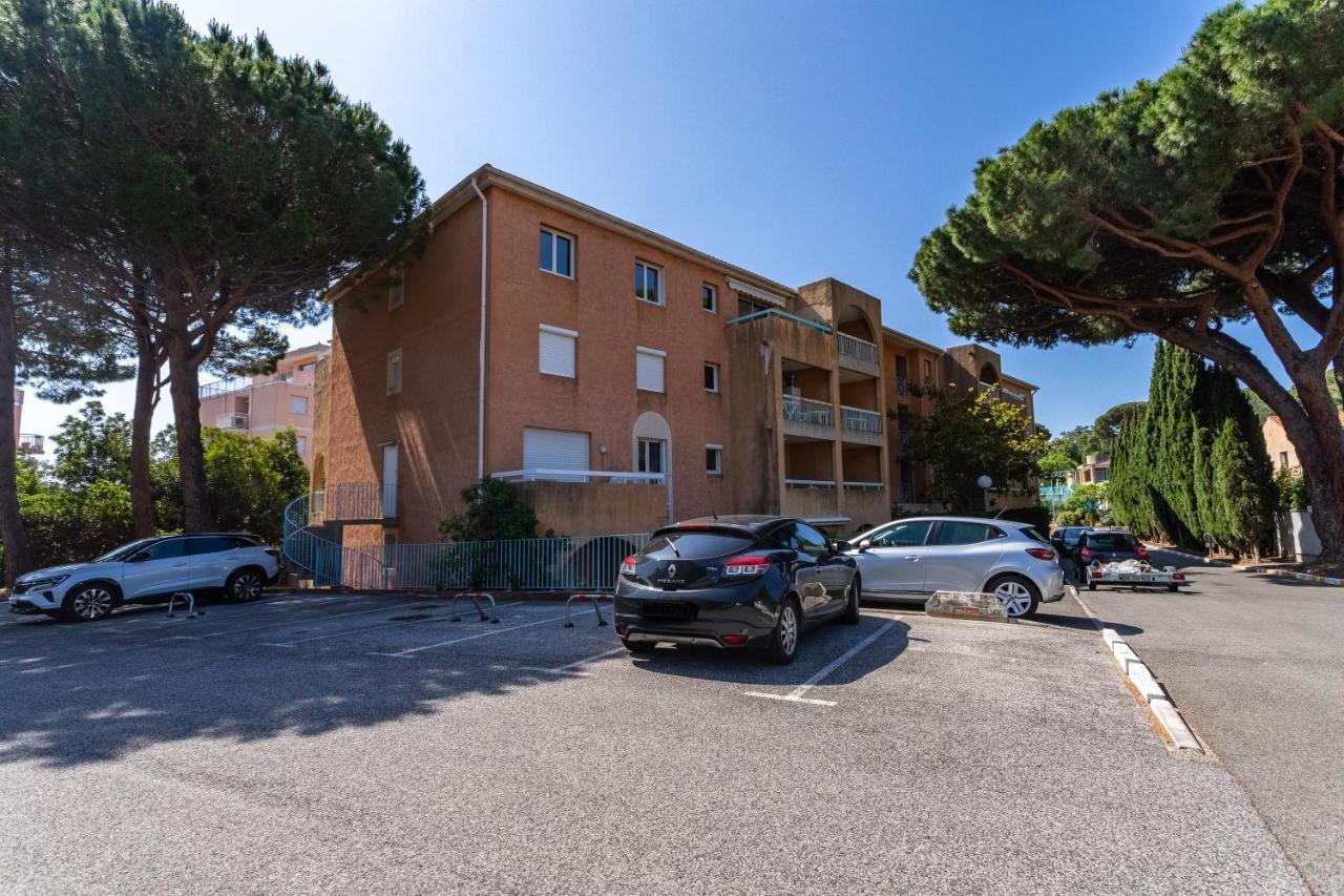 La Castillane - Appt Avec Piscine Partagee Cavalaire-sur-Mer Εξωτερικό φωτογραφία